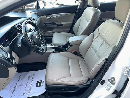 White 2015 Honda Civic EX-L