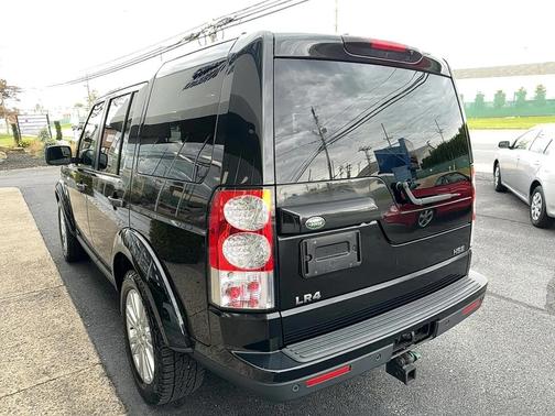 2010 Land Rover LR4 Base