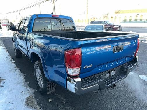 2016 Toyota Tacoma SR5