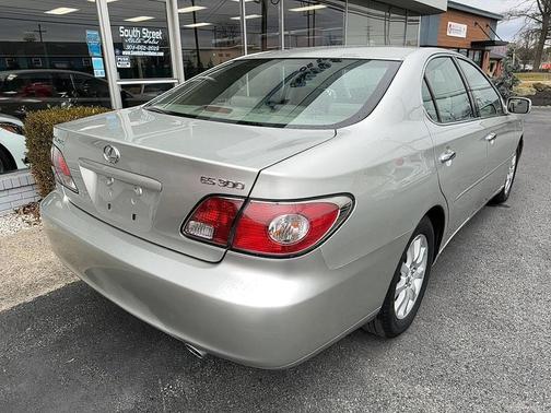 2003 Lexus ES 300 Base