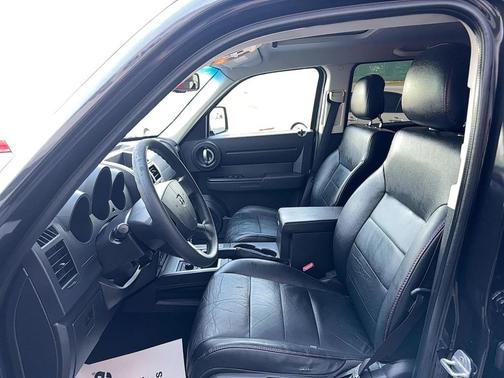 2011 Dodge Nitro Heat