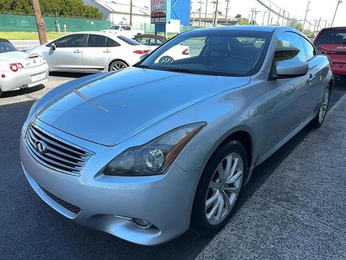 2011 INFINITI G37x Base