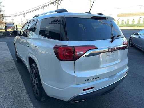2018 GMC Acadia Denali