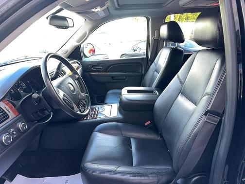 2013 Chevrolet Avalanche LTZ