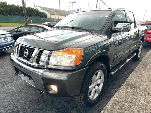 2012 Nissan Titan SL