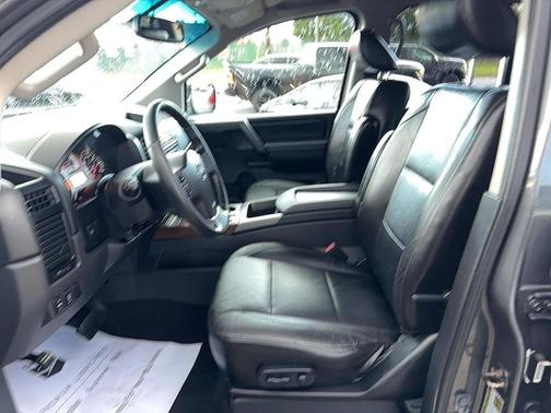 2012 Nissan Titan SL