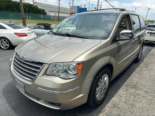 2008 Chrysler Town & Country Limited