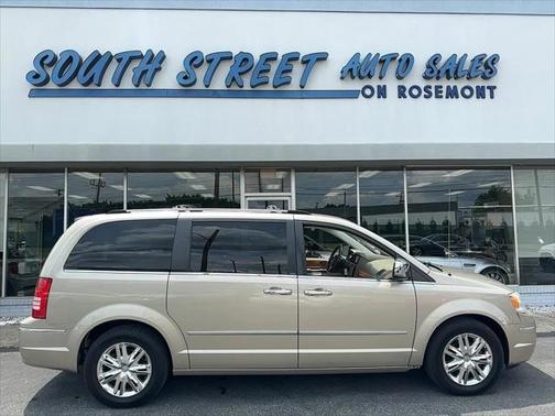2008 Chrysler Town & Country Limited