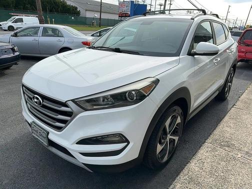 2017 Hyundai TUCSON Sport