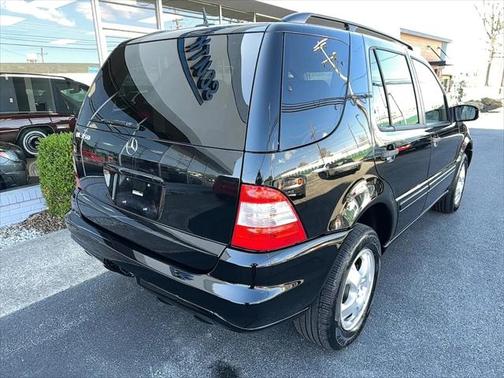 2004 Mercedes-Benz M-Class 4MATIC