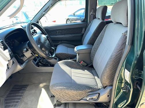 2001 Nissan Xterra XE