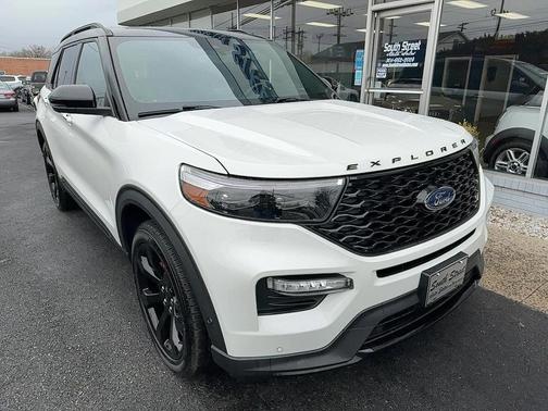 2021 Ford Explorer ST