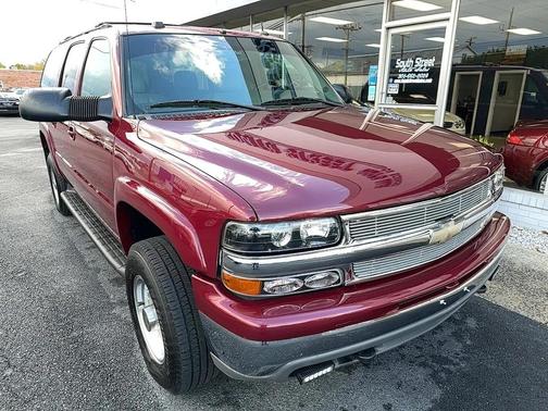 2004 Chevrolet Suburban 2500 LT