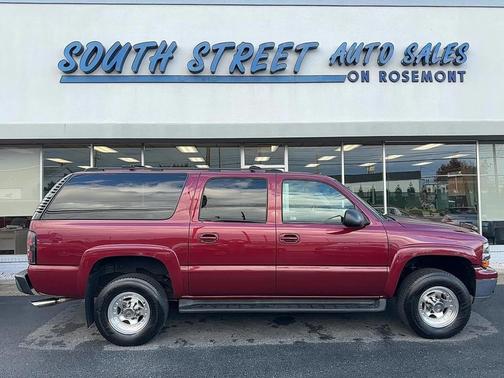 2004 Chevrolet Suburban 2500 LT