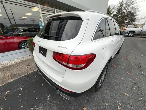 2017 Mercedes-Benz GLC 300 4MATIC