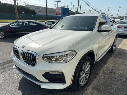 White 2019 BMW X4 xDrive30i