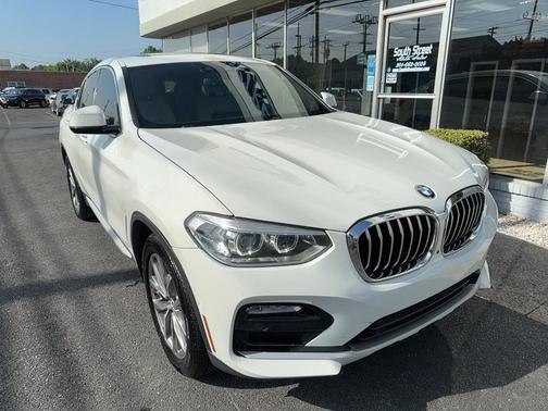 White 2019 BMW X4 xDrive30i