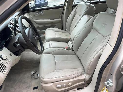 2009 Cadillac DTS 1SB