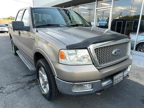 2005 Ford F-150 Lariat SuperCrew
