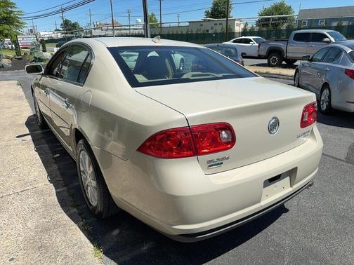 Bronze 2011 Buick Lucerne CXL