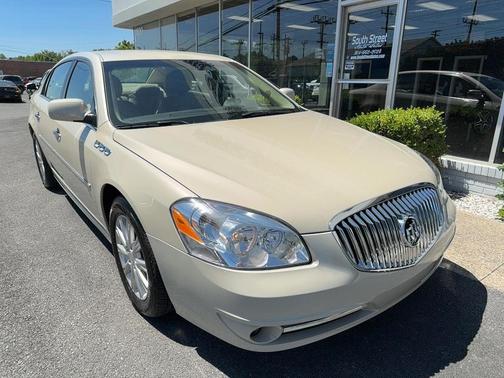Bronze 2011 Buick Lucerne CXL