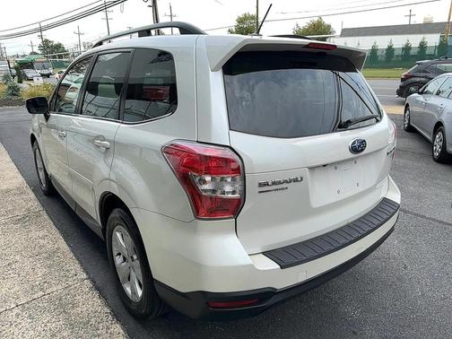 2014 Subaru Forester 2.5i Touring