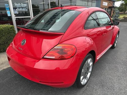 2016 Volkswagen Beetle 1.8T SEL