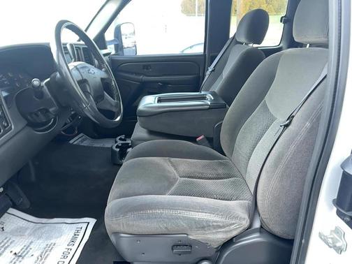 2005 Chevrolet Silverado 2500 LS H/D Extended Cab