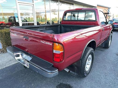 2000 Toyota Tacoma Base