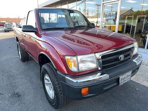 2000 Toyota Tacoma Base