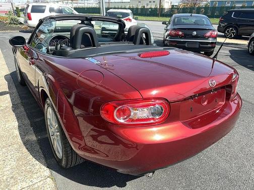 2012 Mazda MX-5 Miata Sport