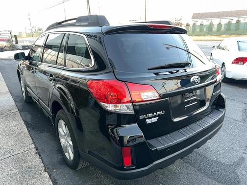 2010 Subaru Outback 2.5 i Limited