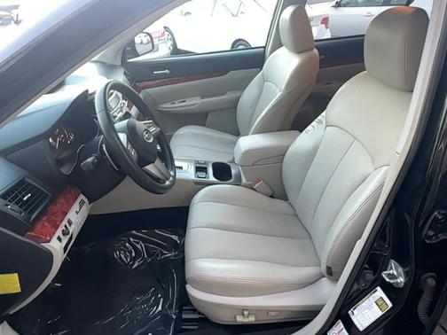 2010 Subaru Outback 2.5 i Limited