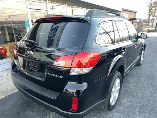 2010 Subaru Outback 2.5 i Limited