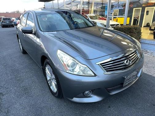 2010 INFINITI G37x Base