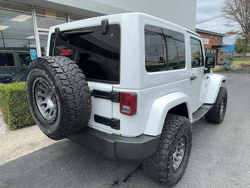 2012 Jeep Wrangler Sahara