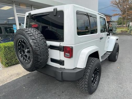 2012 Jeep Wrangler Sahara