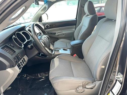 2014 Toyota Tacoma Base