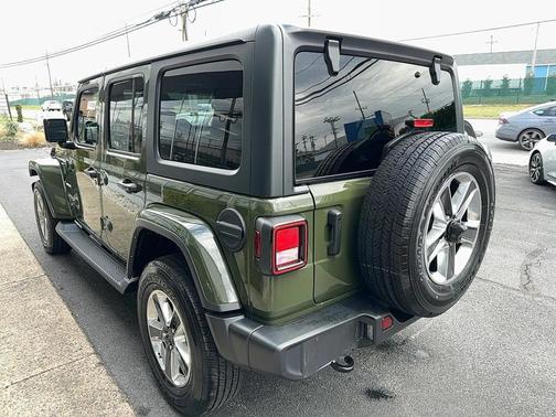 2022 Jeep Wrangler Unlimited Sahara