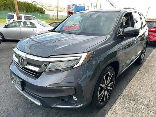 2019 Honda Pilot Touring 8-Passenger