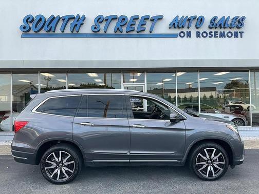 2019 Honda Pilot Touring 8-Passenger