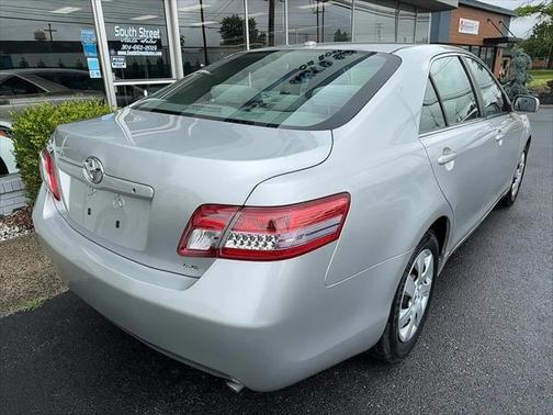 2010 Toyota Camry LE