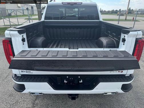 Summit White 2026 GMC Sierra 1500 AT4