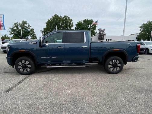 2025 GMC Sierra 2500 Denali