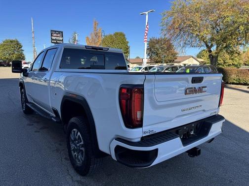 2022 GMC Sierra 2500 AT4