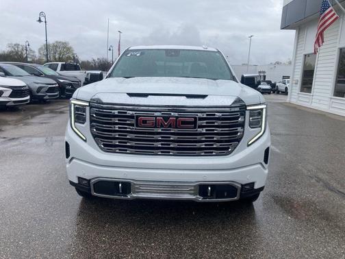 Summit White 2024 GMC Sierra 1500 Denali