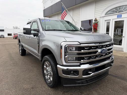 2024 Ford F-350 Lariat Super Duty