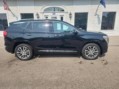 2022 GMC Terrain Denali