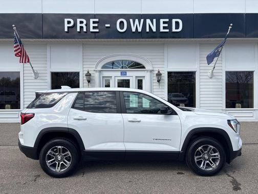 Summit White 2026 GMC Terrain Elevation