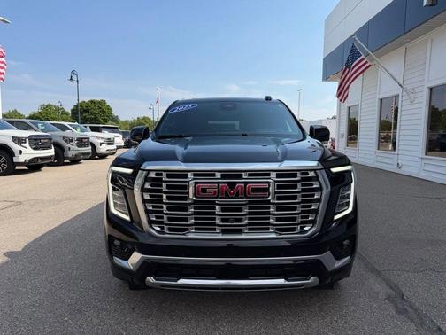 Onyx Black 2025 GMC Yukon XL Denali